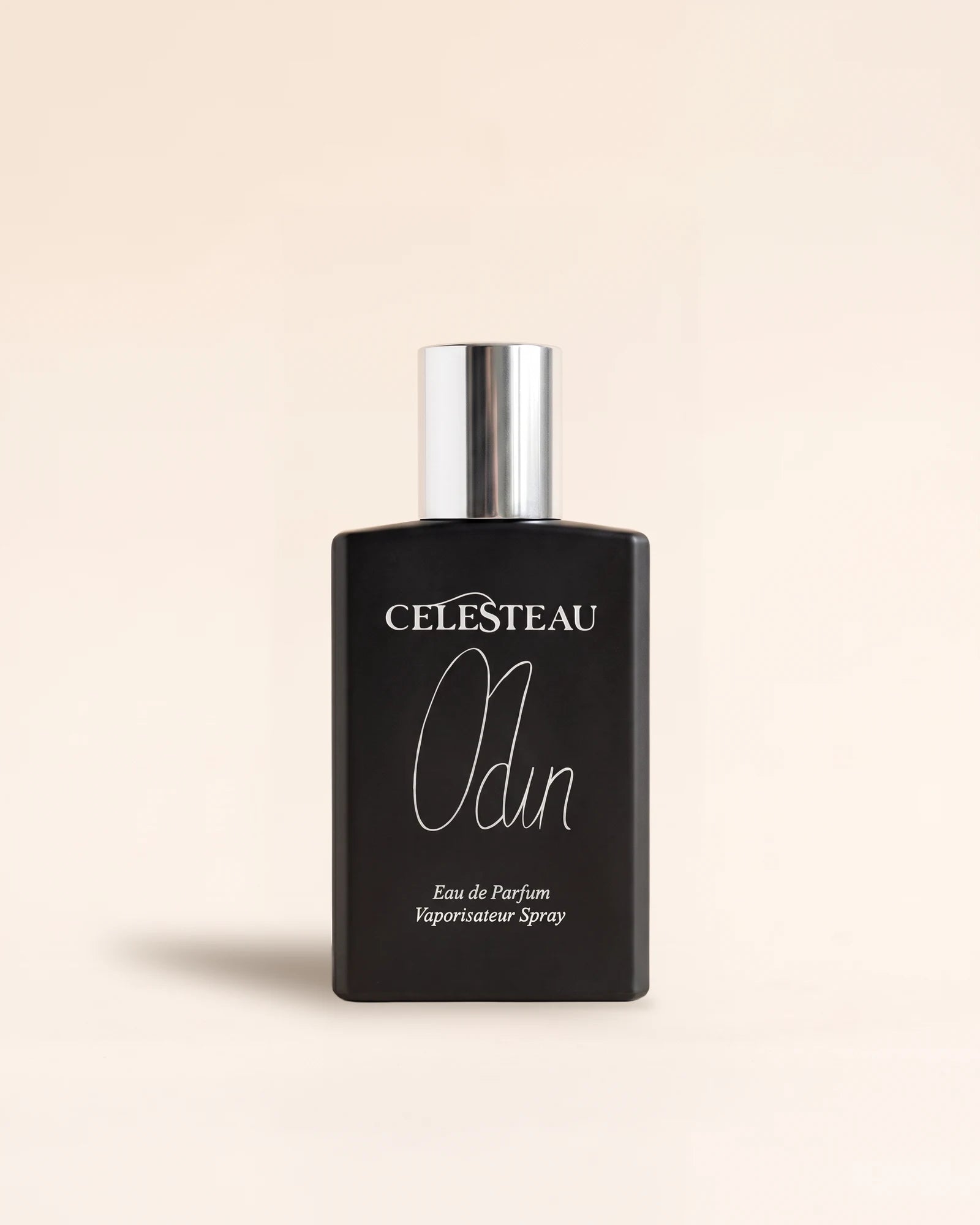 Odin Eau de Parfum von Celesteau – matter Flakon, Vorderansicht